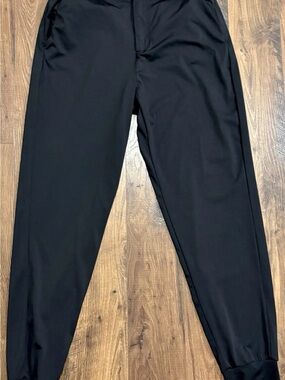 Men's Black Jogger Pants — Modern Relaxed Fit